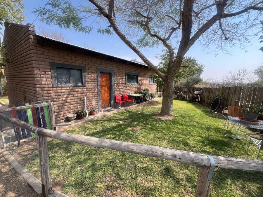 5 Bedroom Property for Sale in Upington Northern Cape